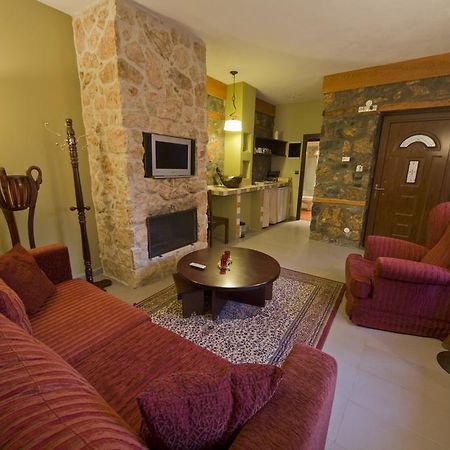 Onar Guesthouse Agios Athanasios  Dış mekan fotoğraf