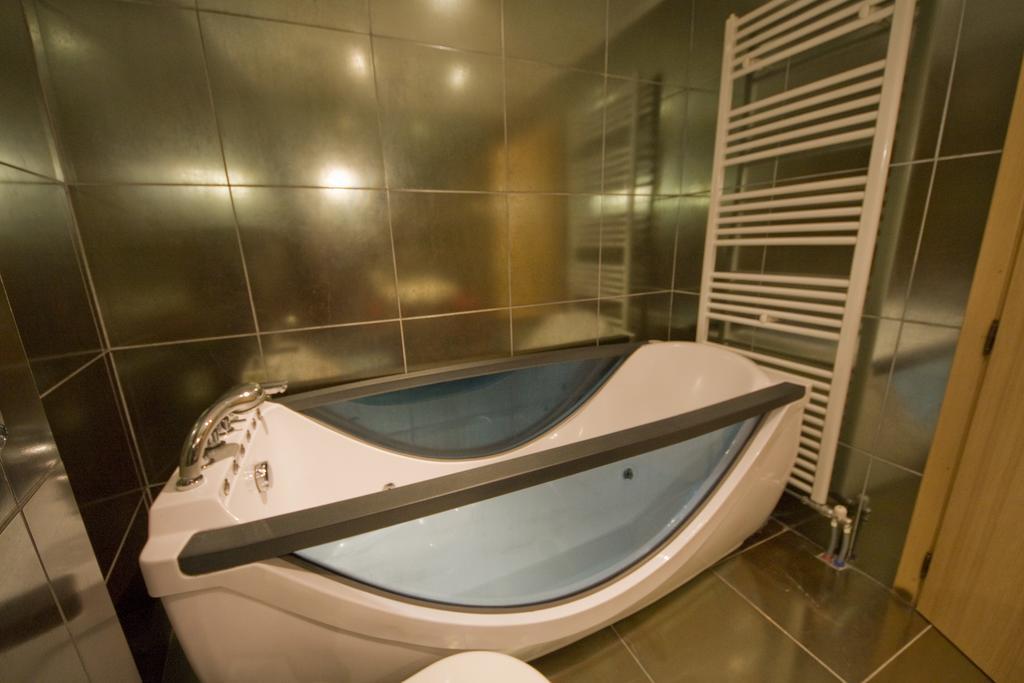 Onar Guesthouse Agios Athanasios  Dış mekan fotoğraf