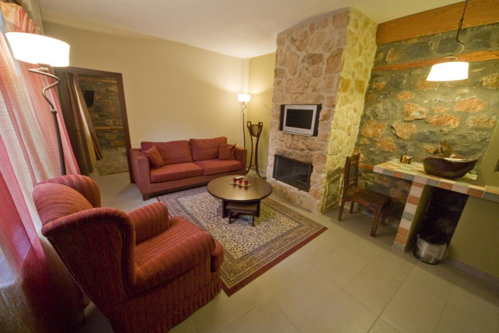 Onar Guesthouse Agios Athanasios  Dış mekan fotoğraf